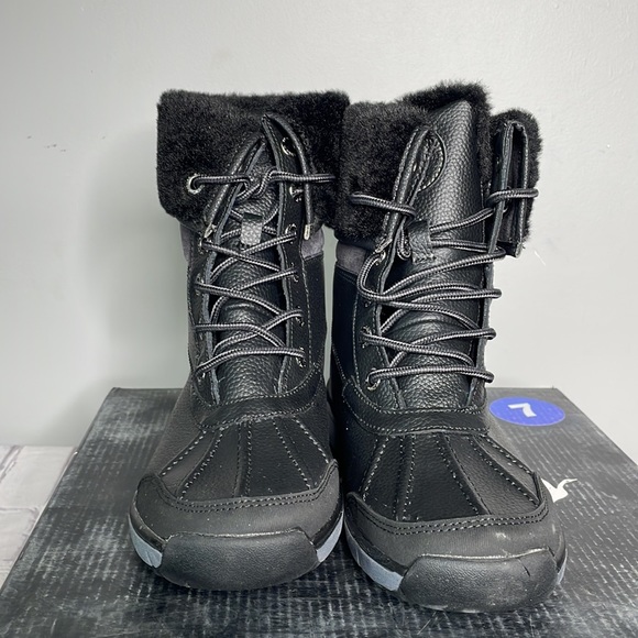 Santana Canada Maddie Winter Boots - Picture 3 of 7